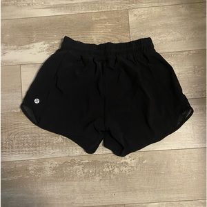 Lululemon Hotty Hot shorts